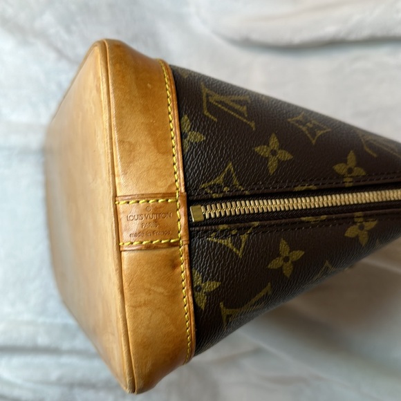 SOLD Authentic Louis Vuitton Monogram Alma PM - Picture 6 of 16
